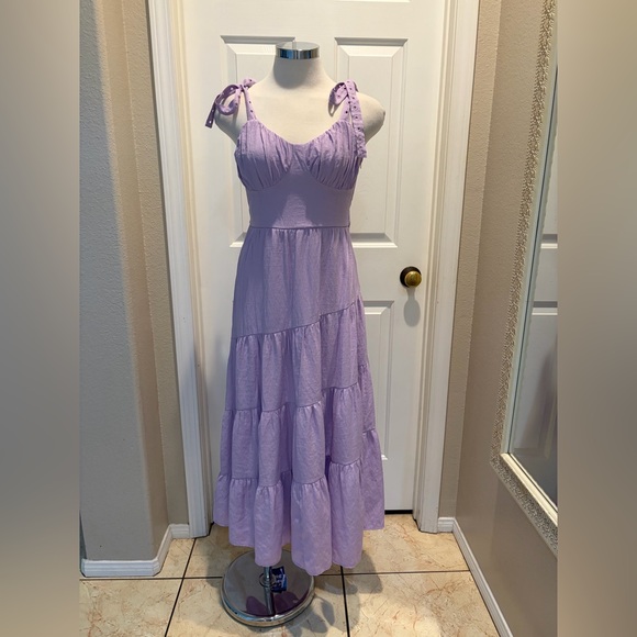 Francesca's Collections Lilac Tiered Midi Dress - Picture 4 of 9